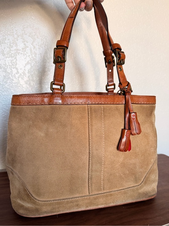 Coach Handbags - Vintage Coach 7476 Hamptons Suede Tassel Satchel